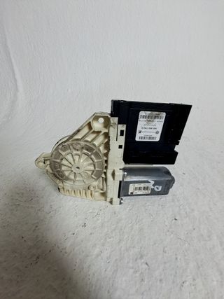 MOTOR ELEVALUNAS DELANTERO IZQUIERDO SEAT LEON (1P1)