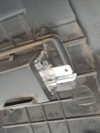 GUANTERA KIA CEED (4)