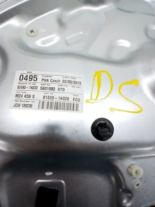 ELEVALUNAS DELANTERO DERECHO HYUNDAI IX20