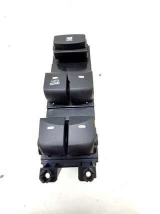 MANDO ELEVALUNAS DELANTERO IZQUIERDO HYUNDAI I30 (GD)