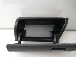 GUANTERA TOYOTA PRIUS+