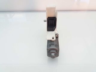 MOTOR ELEVALUNAS TRASERO DERECHO AUDI A4 BERLINA (8E)