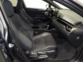 TOYOTA C-HR 1.8 125H Advance