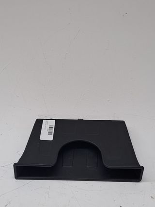 GUANTERA KIA VENGA (2)