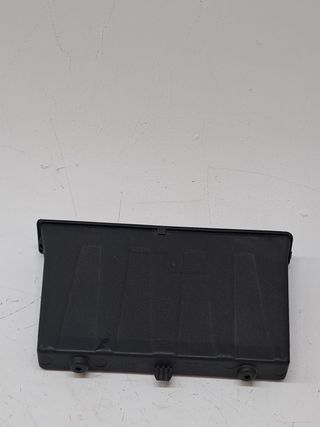 GUANTERA KIA VENGA (2)