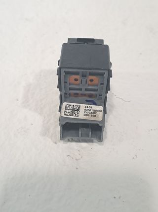 MANDO ELEVALUNAS TRASERO DERECHO HYUNDAI BAYON