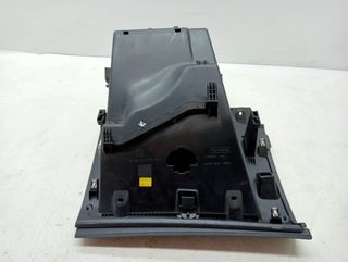 GUANTERA PEUGEOT 208 (4)