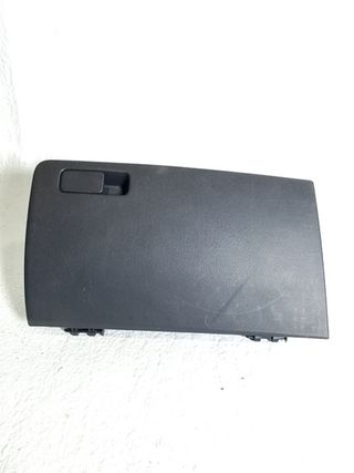 GUANTERA KIA RIO (3)