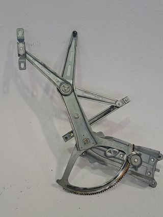 ELEVALUNAS DELANTERO DERECHO OPEL ZAFIRA A (3)