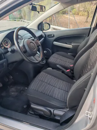 Mazda 2 2008