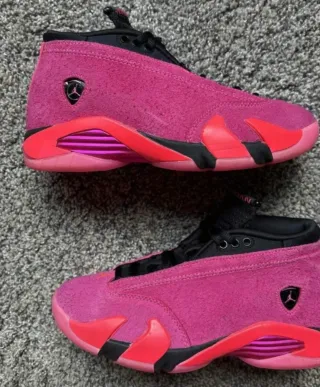 Nike Air Jordan 14 Rosa y Negro