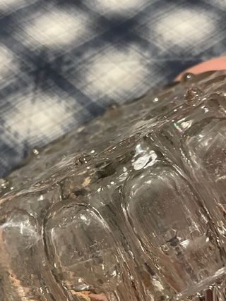 Porta fiori d'epoca in vetro