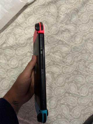 Nintendo Switch OLED in vendita