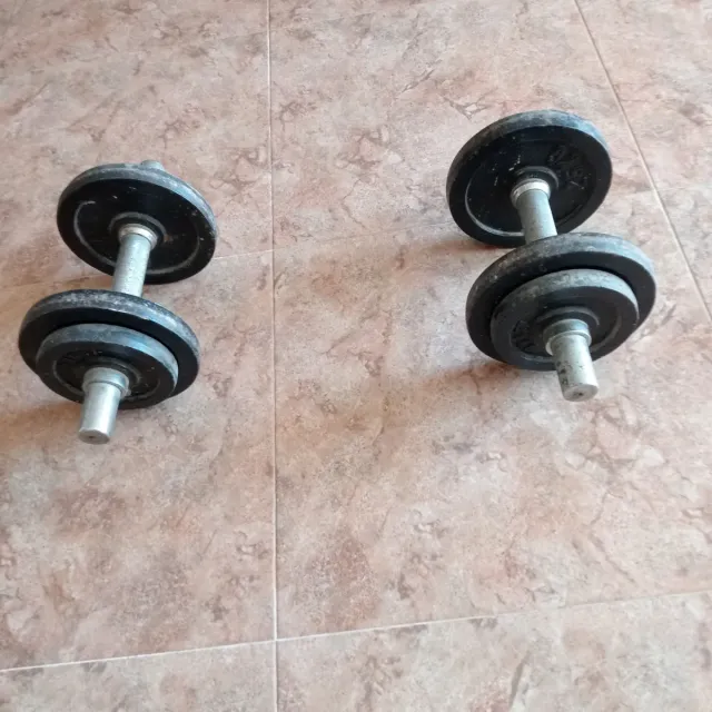 Manubri in metallo con pesi regolabili