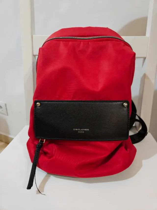 Mochila David Jones Roja y Negra
