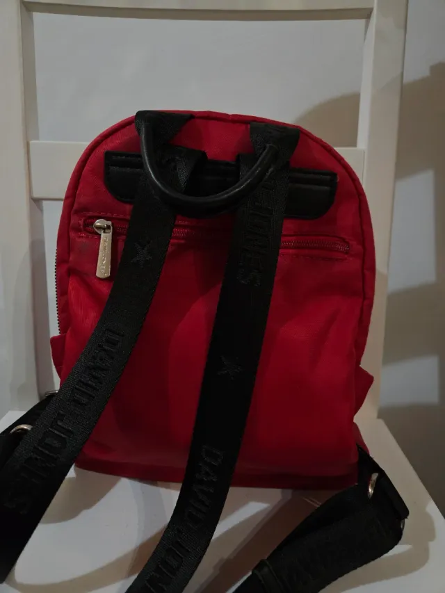 Mochila David Jones Roja y Negra