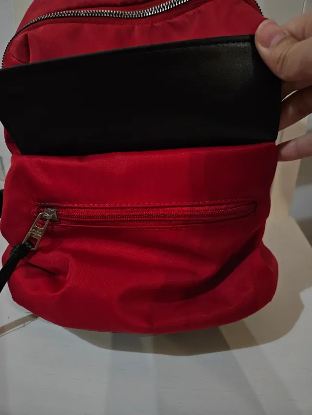 Mochila David Jones Roja y Negra