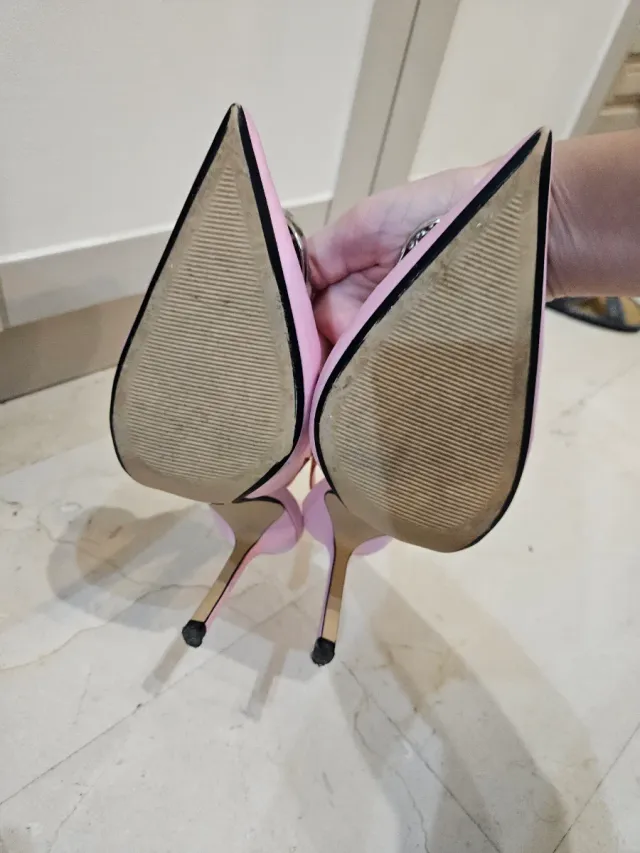 Tacones Zara Rosa con Hebilla Plateada