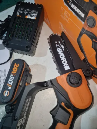 Mini motosierra Worx WG324E 20V 2Ah