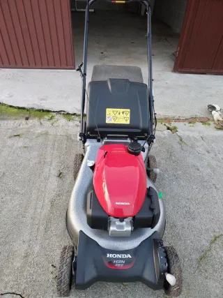 Cortacésped Honda 536