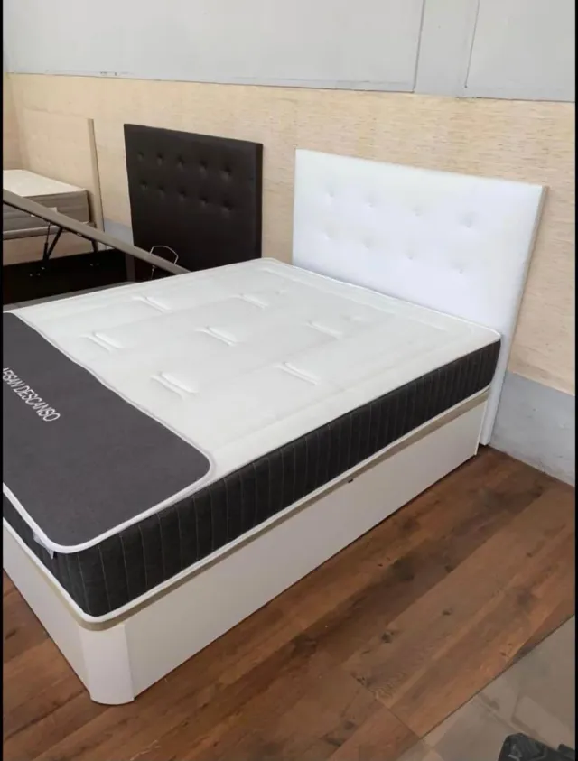 Canapes colchones cabezales armarios sofas mesas