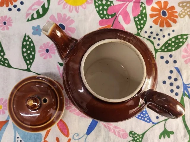 Preziosa teiera antica