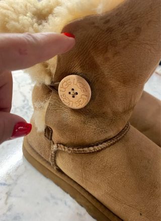 Stivali Ugg Marroni con Bottoni