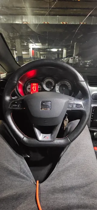 Volante Seat León 5F