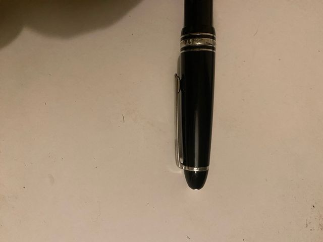 Bolígrafo Montblanc Negro