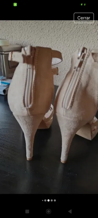 Sandalias nude de tacón