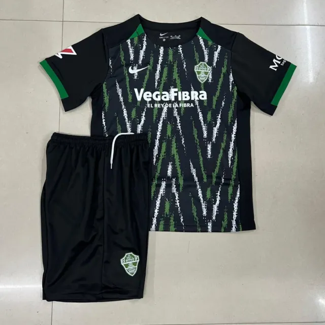 Camiseta y pantalón corto fútbol Nike