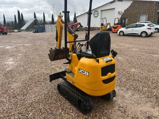 Mini excavadora JCB 8008 impecable