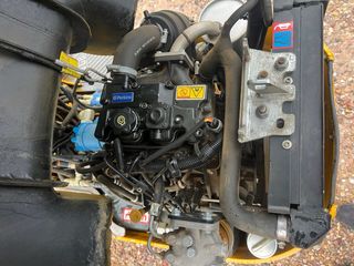 Mini excavadora JCB 8008 impecable