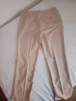Pantalón Zara Beige Talla 44
