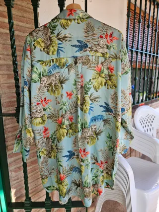 Camisa oversize Zara M estampado animal