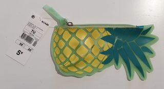 4 Monederos/Neceser PIÑA marca KIABI solo 7 euros!