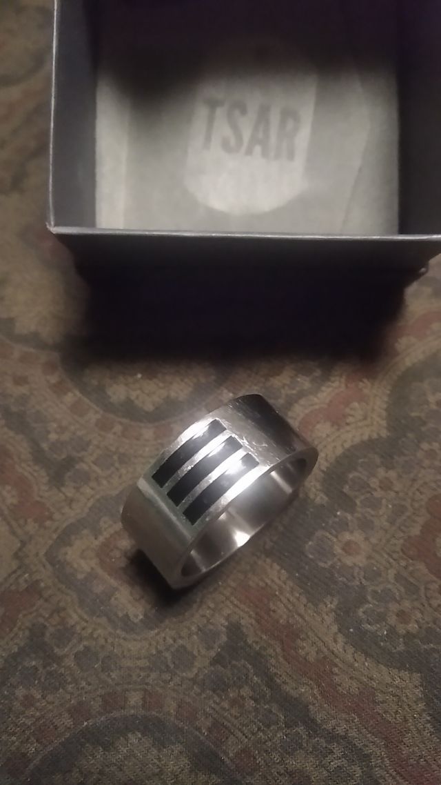 Anello TSAR in acciaio inox e titanio