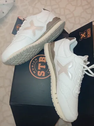 Nuove scarpe da ginnastica Munich da donna