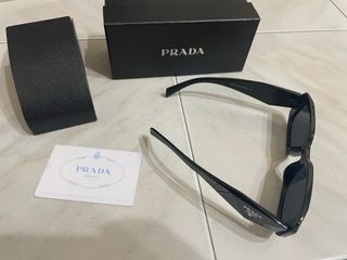 Occhiali da sole Prada neri