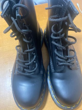 Botas Dr. Martens Talla 41 Negras no envio
