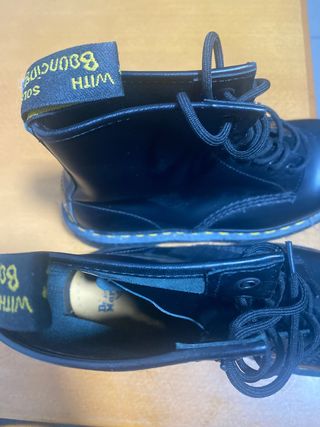 Botas Dr. Martens Talla 41 Negras no envio