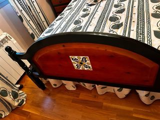 Cama matrimonio 1,35 madera y metal