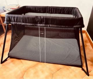 Cuna viaje BabyBjörn light negro