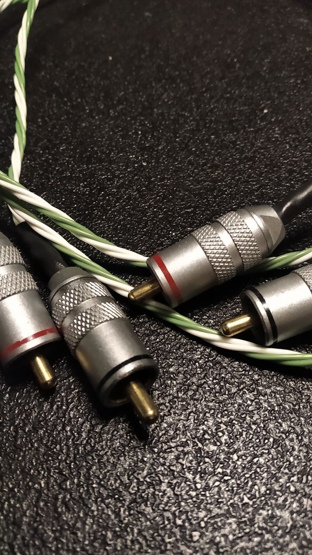 Cavi di segnale hi-end artigianali