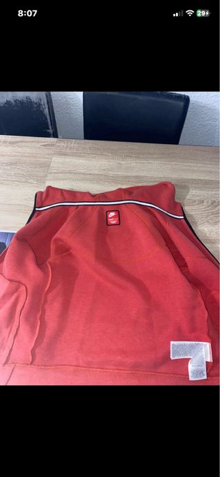 Chaqueta Nike Tech Fleece Roja