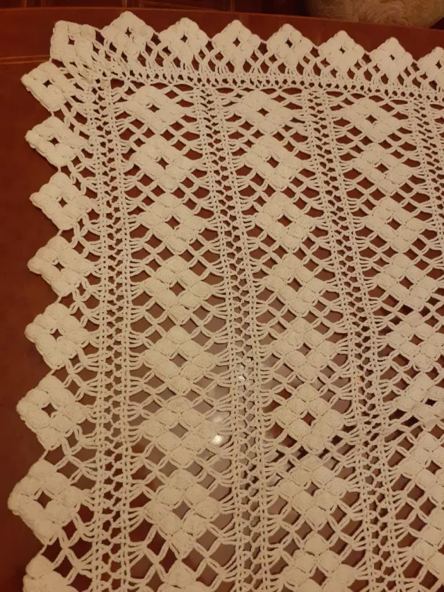 Trapunta all'uncinetto beige