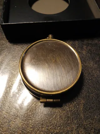 Bussola vintage in bronzo