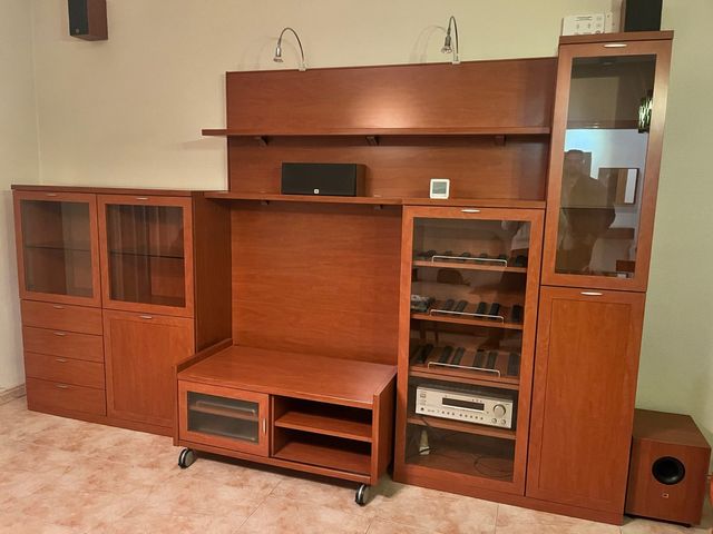 Móvel de sala em madeira