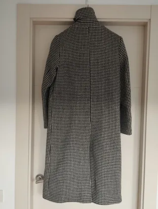 Abrigo 68% Lana, muy buen estado