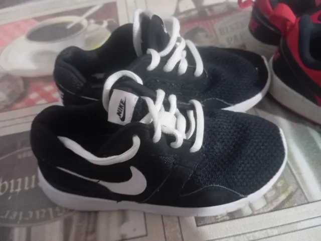 Deportivas niño Nike Talla 26/27
